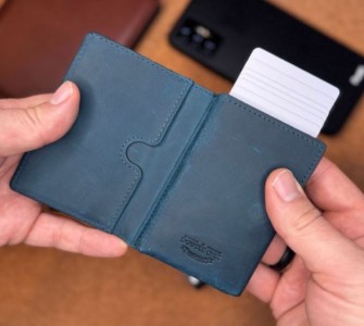 Double Oak Essentials Review : A Deep Dive into Everyday Luxury, Craftsmanship & Utility