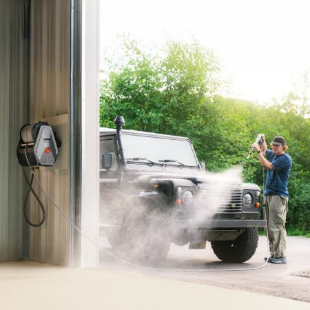 Giraffe Tools Grandfalls Retractable Pressure Washer Plus+