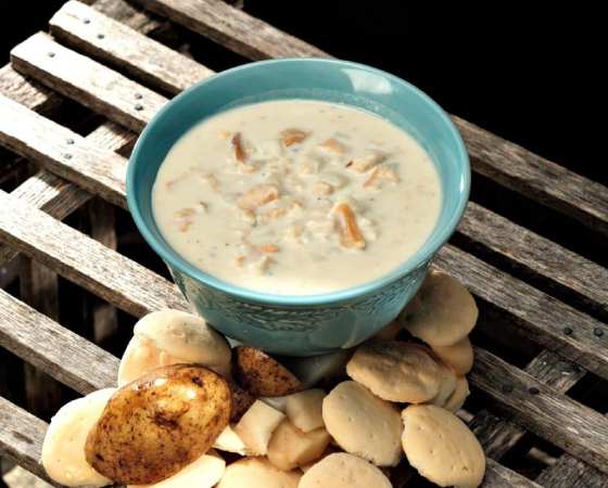 Lobster Anywhere New England Clam Chowder