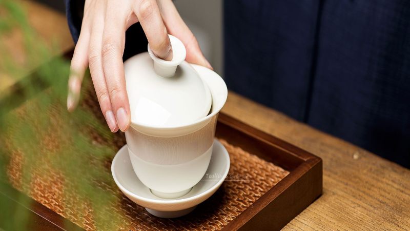 TeaVivre White Porcelain Gaiwan